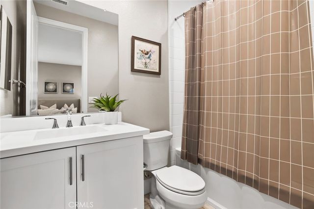 63 Pedigree, Irvine, CA 92602