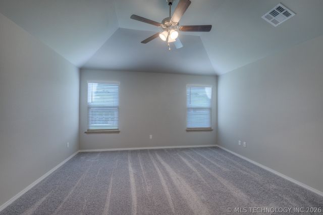3710 S 13th Place, Broken Arrow, OK 74011