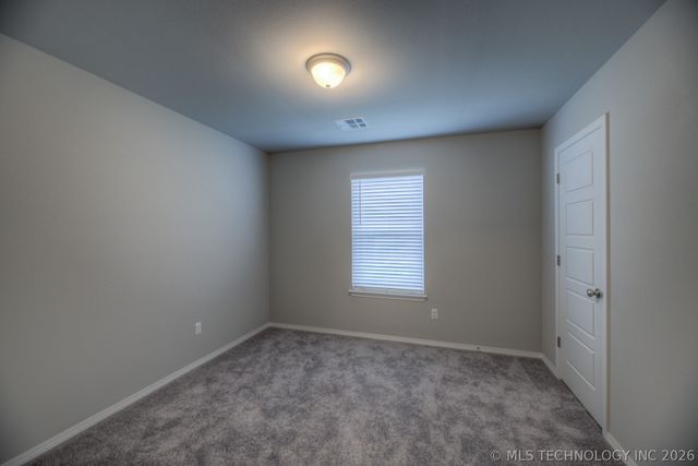 3710 S 13th Place, Broken Arrow, OK 74011