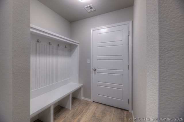 3710 S 13th Place, Broken Arrow, OK 74011