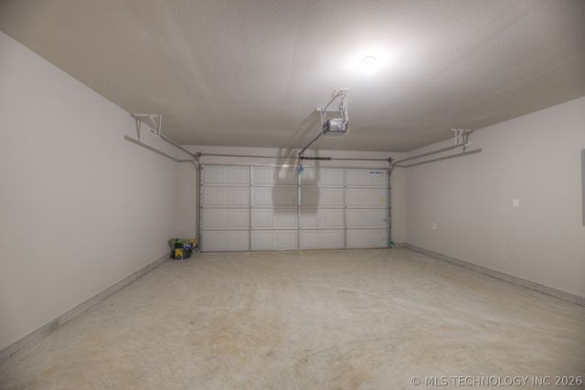 3710 S 13th Place, Broken Arrow, OK 74011