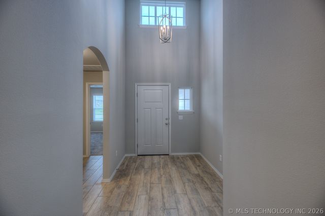 3710 S 13th Place, Broken Arrow, OK 74011