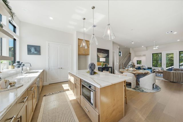 1709 Bologna Lane, Houston, TX 77055