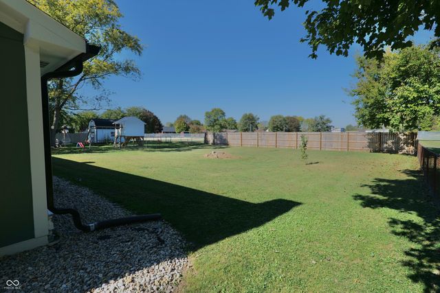 12 Rypma Row, Whiteland, IN 46184