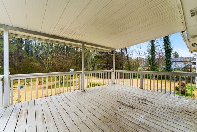 3245 Mars Hill Church Road, Acworth, GA 30101