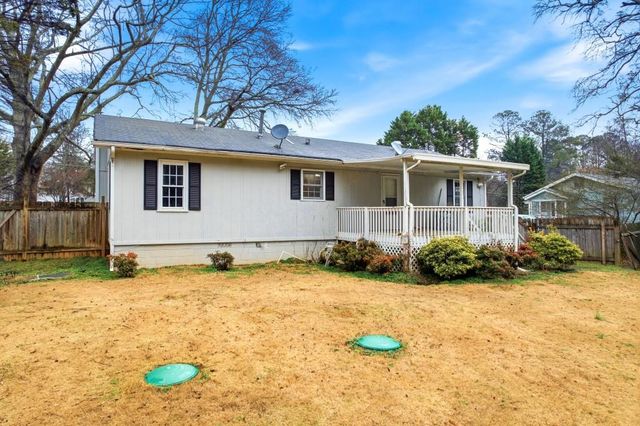 3245 Mars Hill Church Road, Acworth, GA 30101