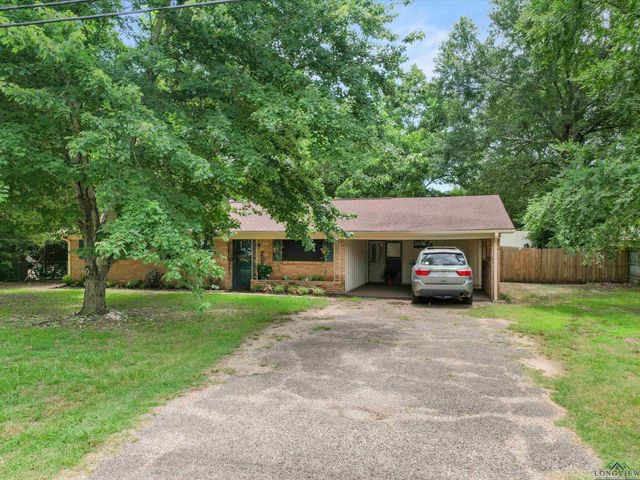 216 Collins Ave, Longview, TX 75605