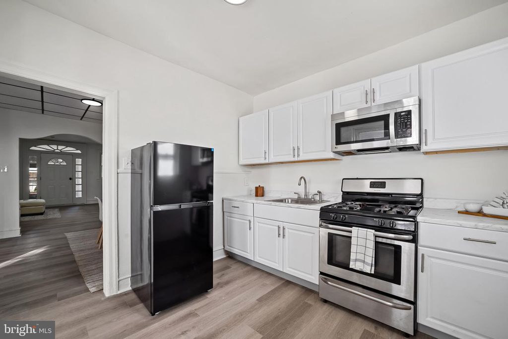 312 E ELEANOR ST, Philadelphia, PA 19120