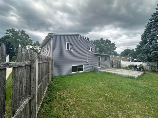 517 Clarion Street, Vienna Twp, MI 48420