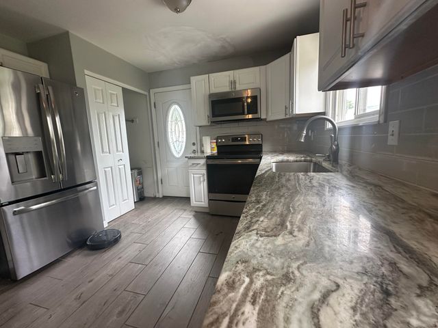 517 Clarion Street, Vienna Twp, MI 48420