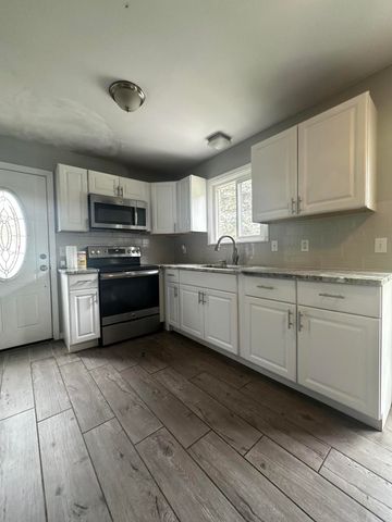 517 Clarion Street, Vienna Twp, MI 48420