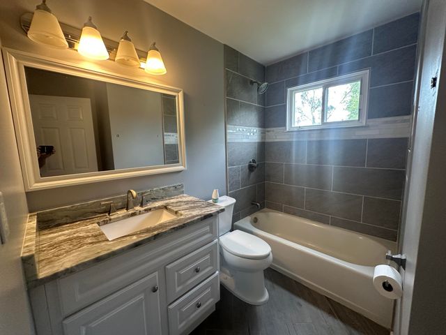 517 Clarion Street, Vienna Twp, MI 48420