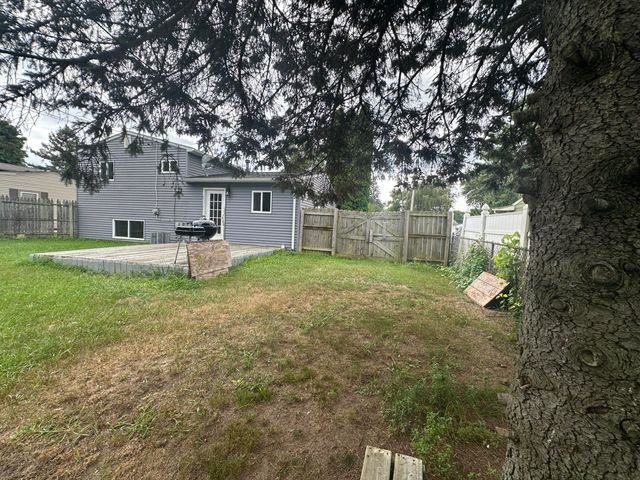 517 Clarion Street, Vienna Twp, MI 48420
