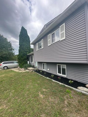 517 Clarion Street, Vienna Twp, MI 48420