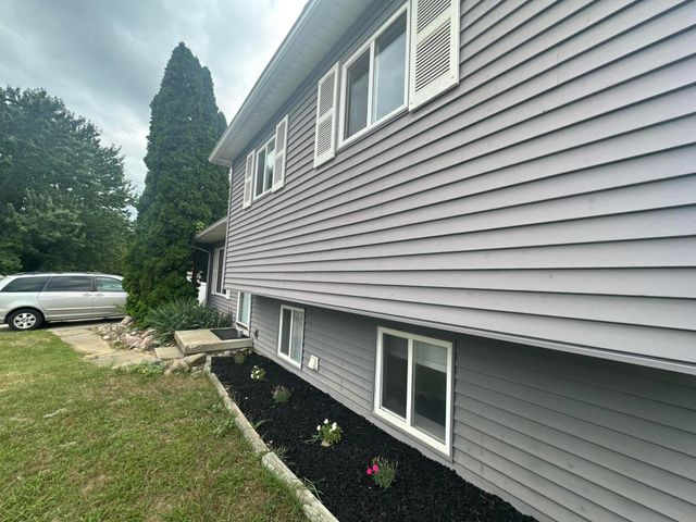 517 Clarion Street, Vienna Twp, MI 48420
