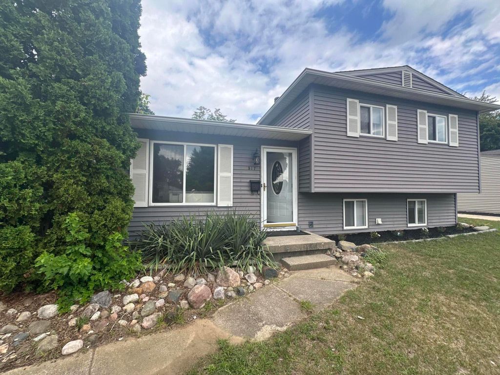 517 Clarion Street, Vienna Twp, MI 48420