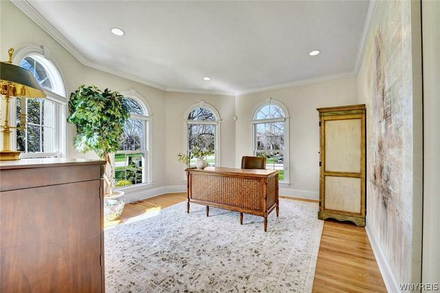 35 Birdsong Parkway, Orchard Park, NY 14127