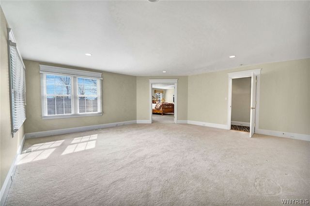 35 Birdsong Parkway, Orchard Park, NY 14127