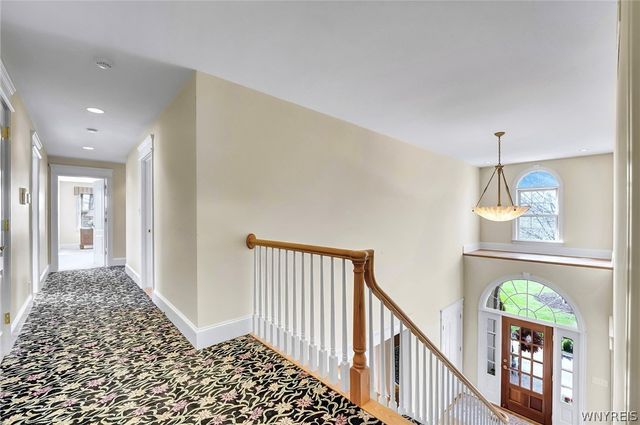 35 Birdsong Parkway, Orchard Park, NY 14127