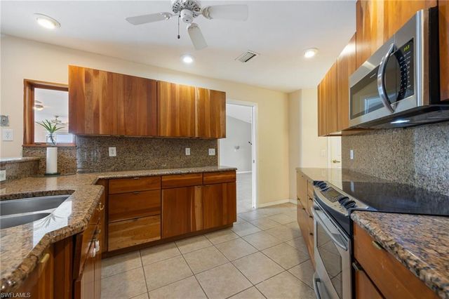 401 NW 36th PL, Cape Coral, FL 33993