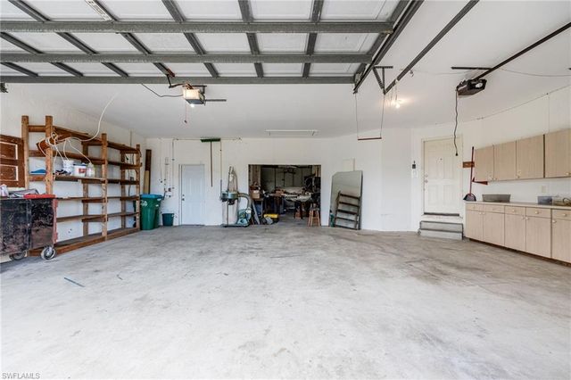 401 NW 36th PL, Cape Coral, FL 33993