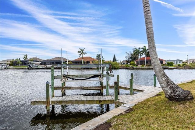 401 NW 36th PL, Cape Coral, FL 33993