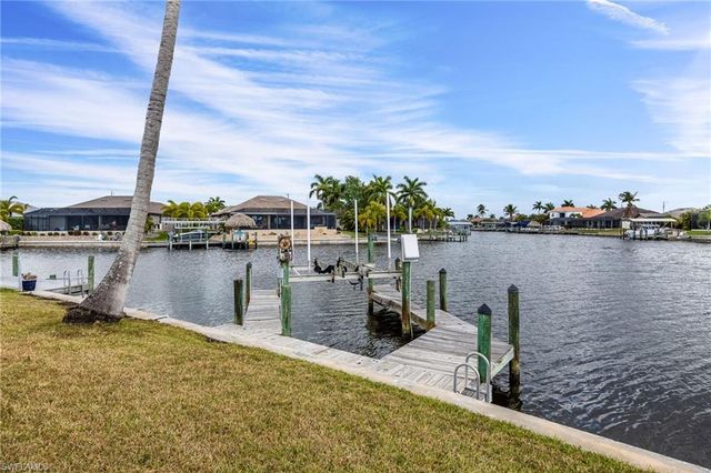 401 NW 36th PL, Cape Coral, FL 33993