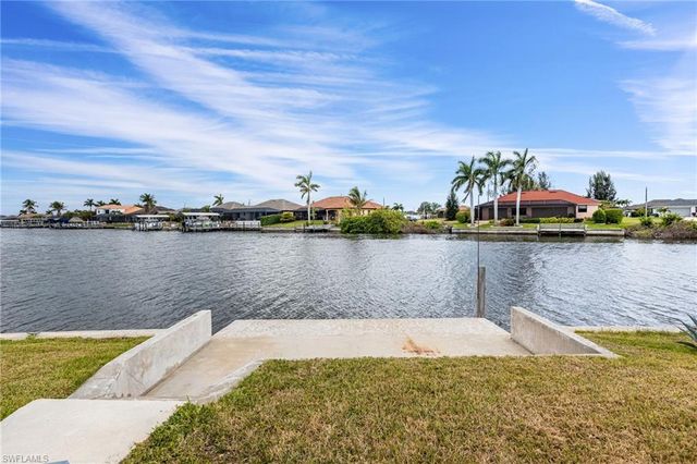401 NW 36th PL, Cape Coral, FL 33993