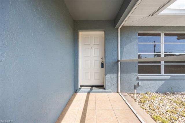 401 NW 36th PL, Cape Coral, FL 33993