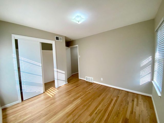 6554 Ascot Lane, Dallas, TX 75214