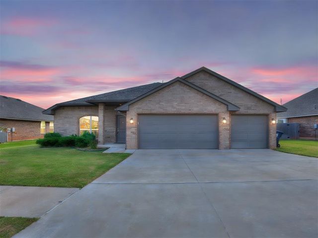 15612 Vermillion Drive, Edmond, OK 73013