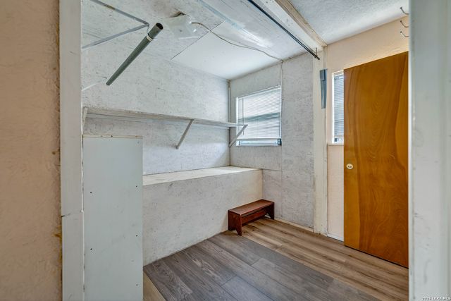 903 E Westmeyer, Poth, TX 78147