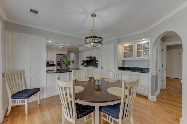 9814 Rose Lane, Munster, IN 46321