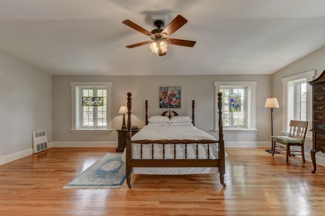 9814 Rose Lane, Munster, IN 46321