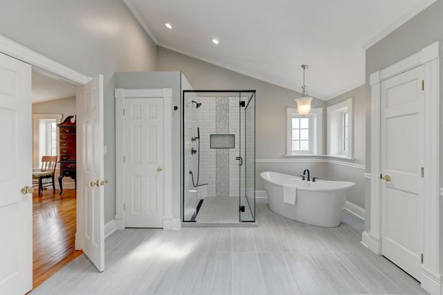 9814 Rose Lane, Munster, IN 46321