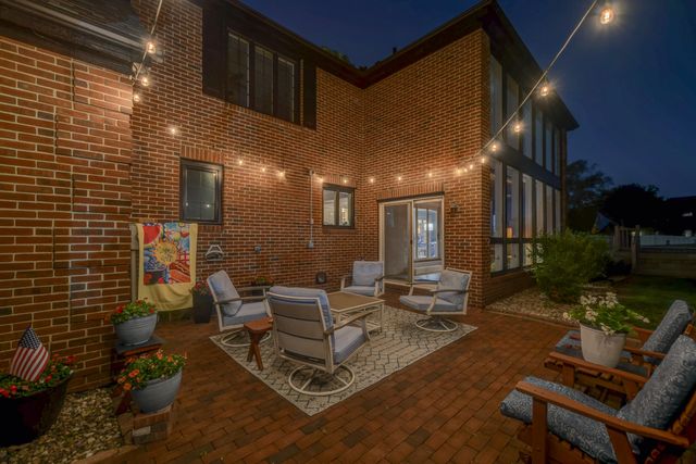 9814 Rose Lane, Munster, IN 46321