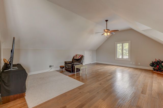 9814 Rose Lane, Munster, IN 46321