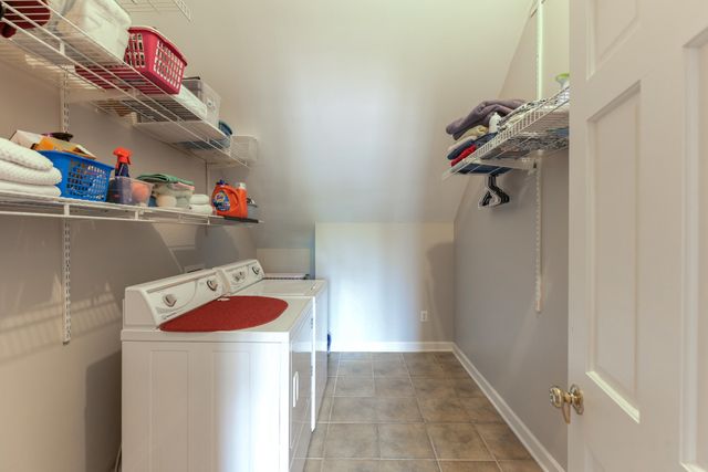 9814 Rose Lane, Munster, IN 46321