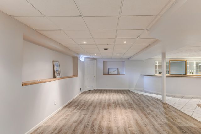 9814 Rose Lane, Munster, IN 46321