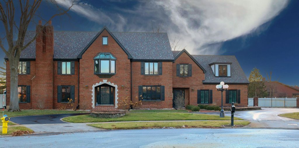 9814 Rose Lane, Munster, IN 46321