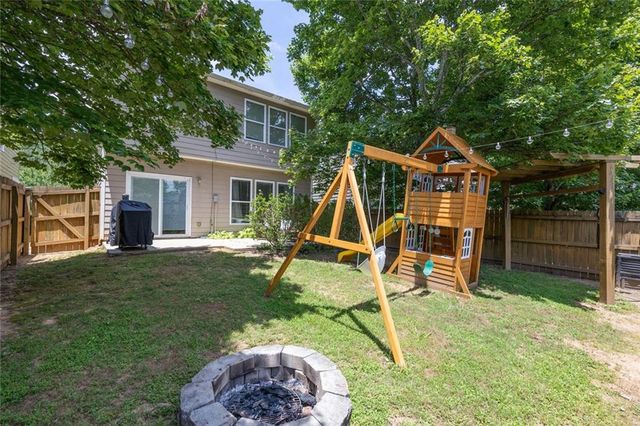 3975 Abernathy Farm Way, Acworth, GA 30101