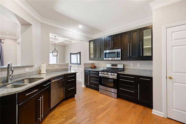 3975 Abernathy Farm Way, Acworth, GA 30101
