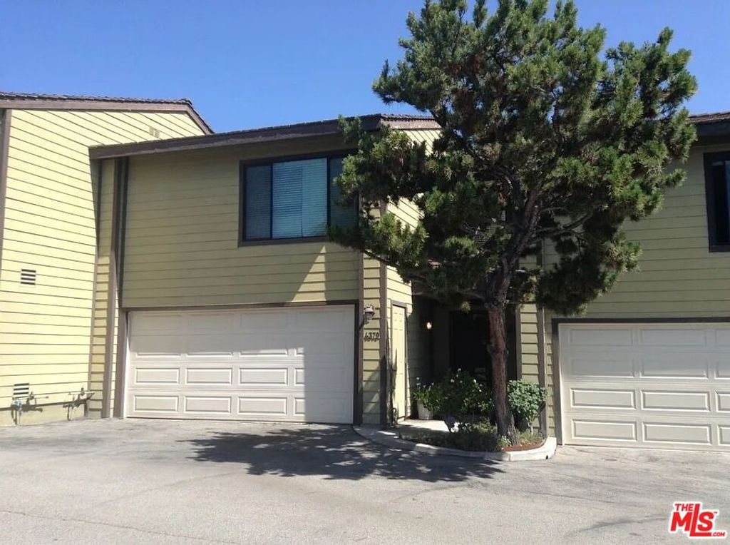 Image 1 of property listing at 4379 Ocean View Boulevard, Montrose, CA 91020