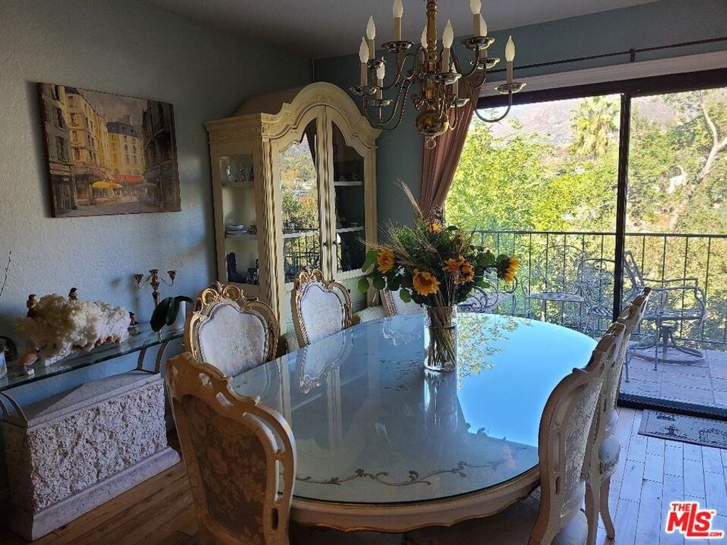 Image 4 of property listing at 4379 Ocean View Boulevard, Montrose, CA 91020