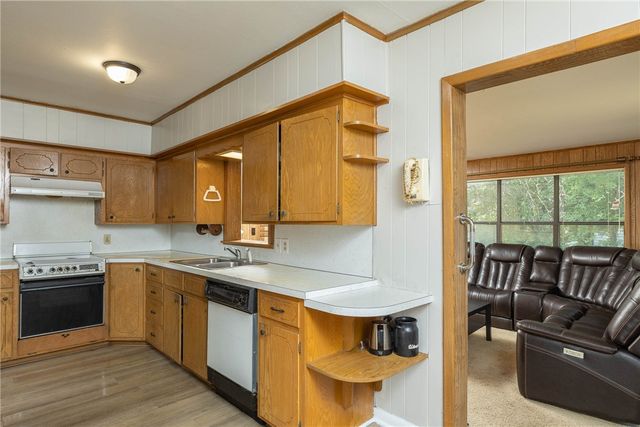 921 S Morningside Drive, Fayetteville, AR 72701
