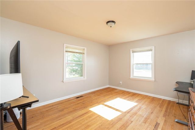 921 S Morningside Drive, Fayetteville, AR 72701