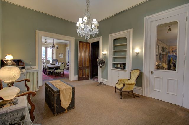 402 W Lincolnway Road, Morrison, IL 61270