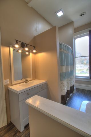 402 W Lincolnway Road, Morrison, IL 61270