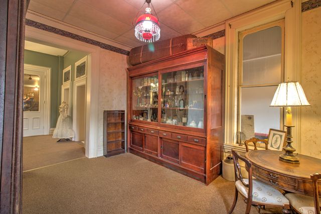 402 W Lincolnway Road, Morrison, IL 61270