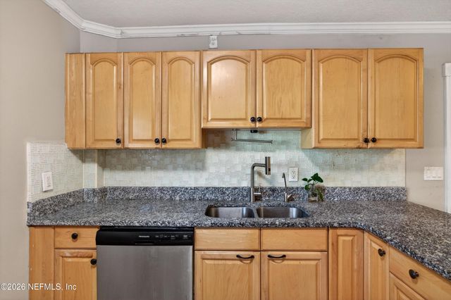 5134 DAMASCUS Road S, Jacksonville, FL 32207